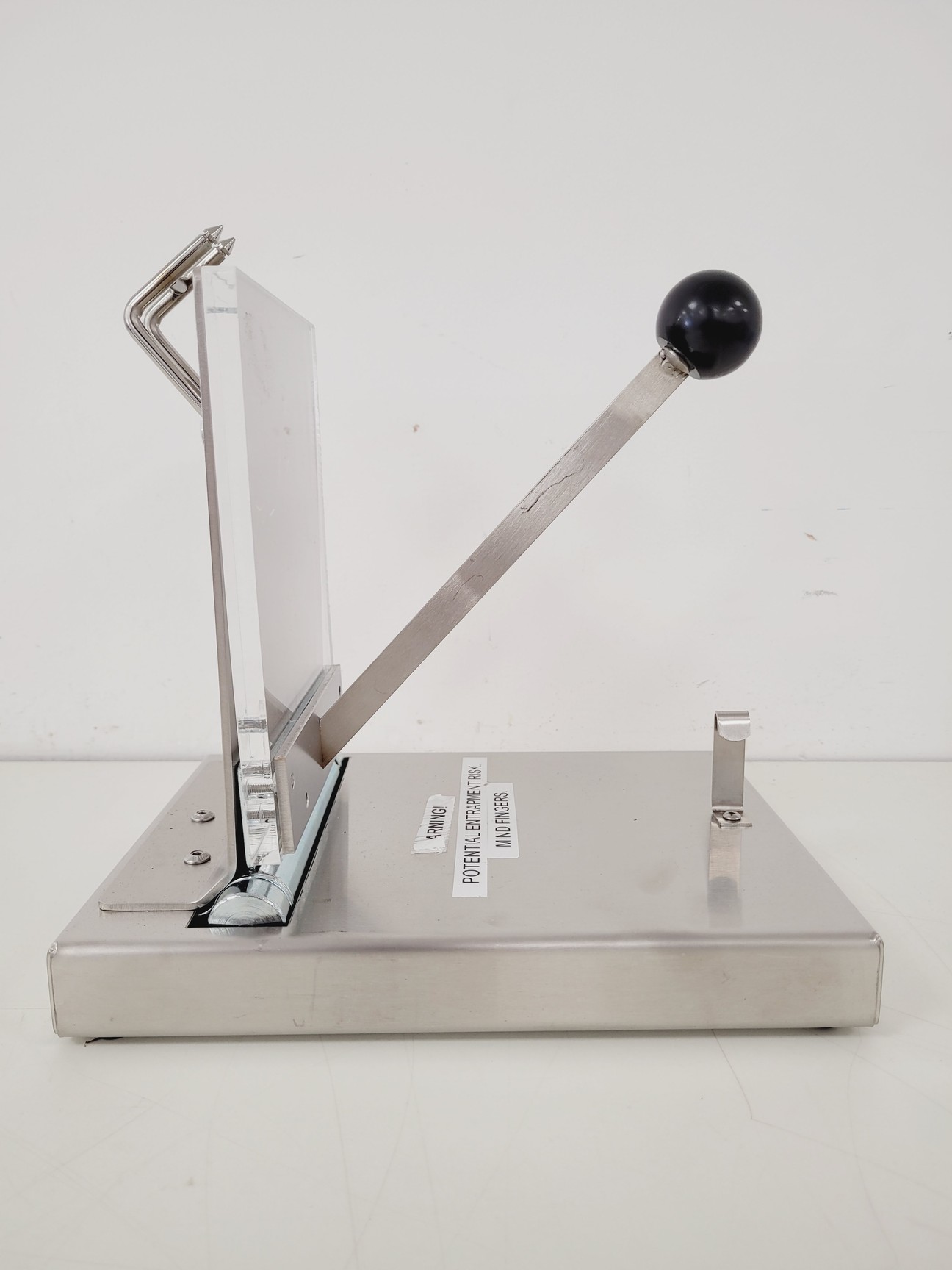 Image of Delcon Manual Plasma Press Lab