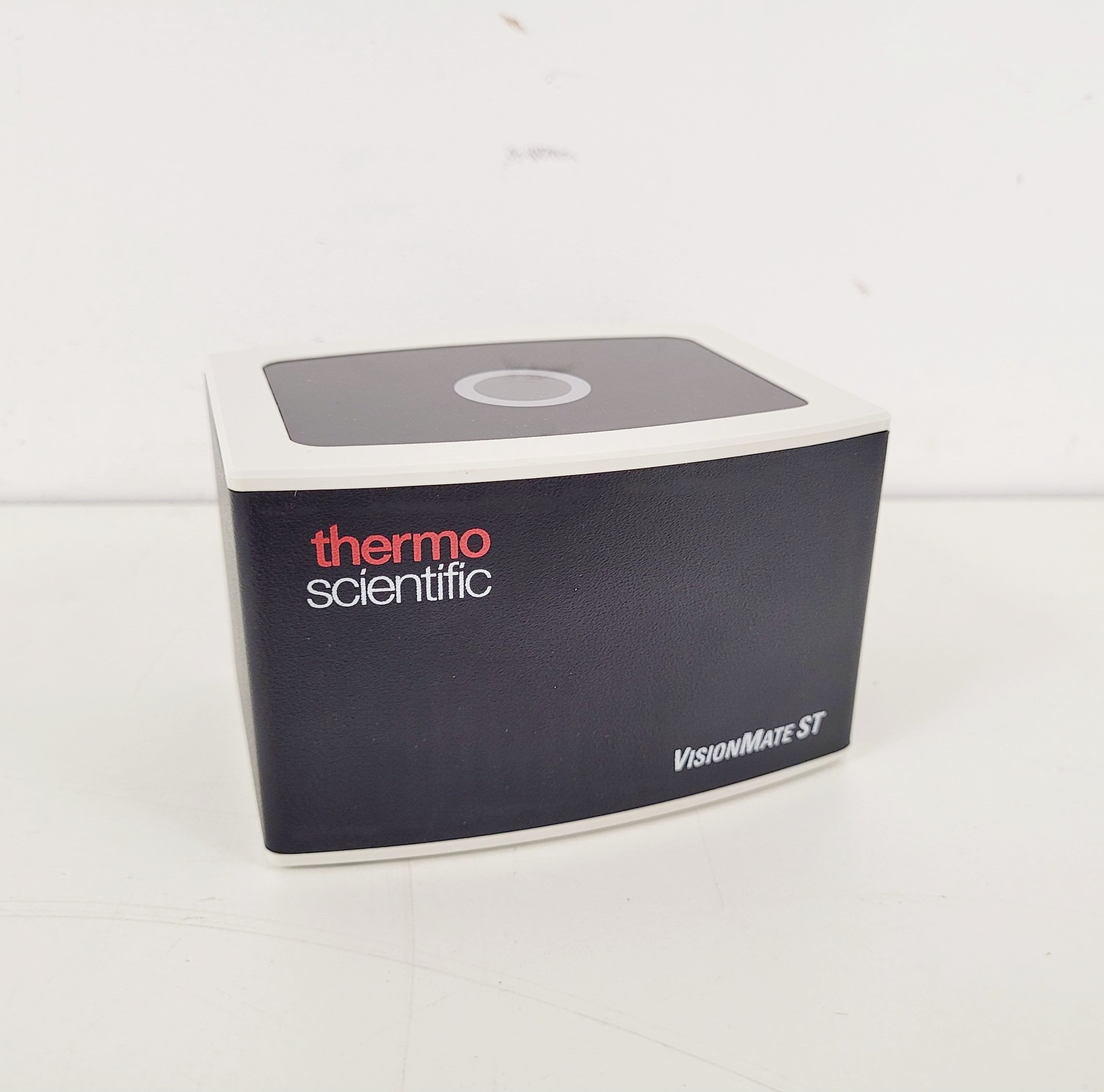 Image of Thermo Scientific VisionMate ST Single Tube Barcode Reader Lab