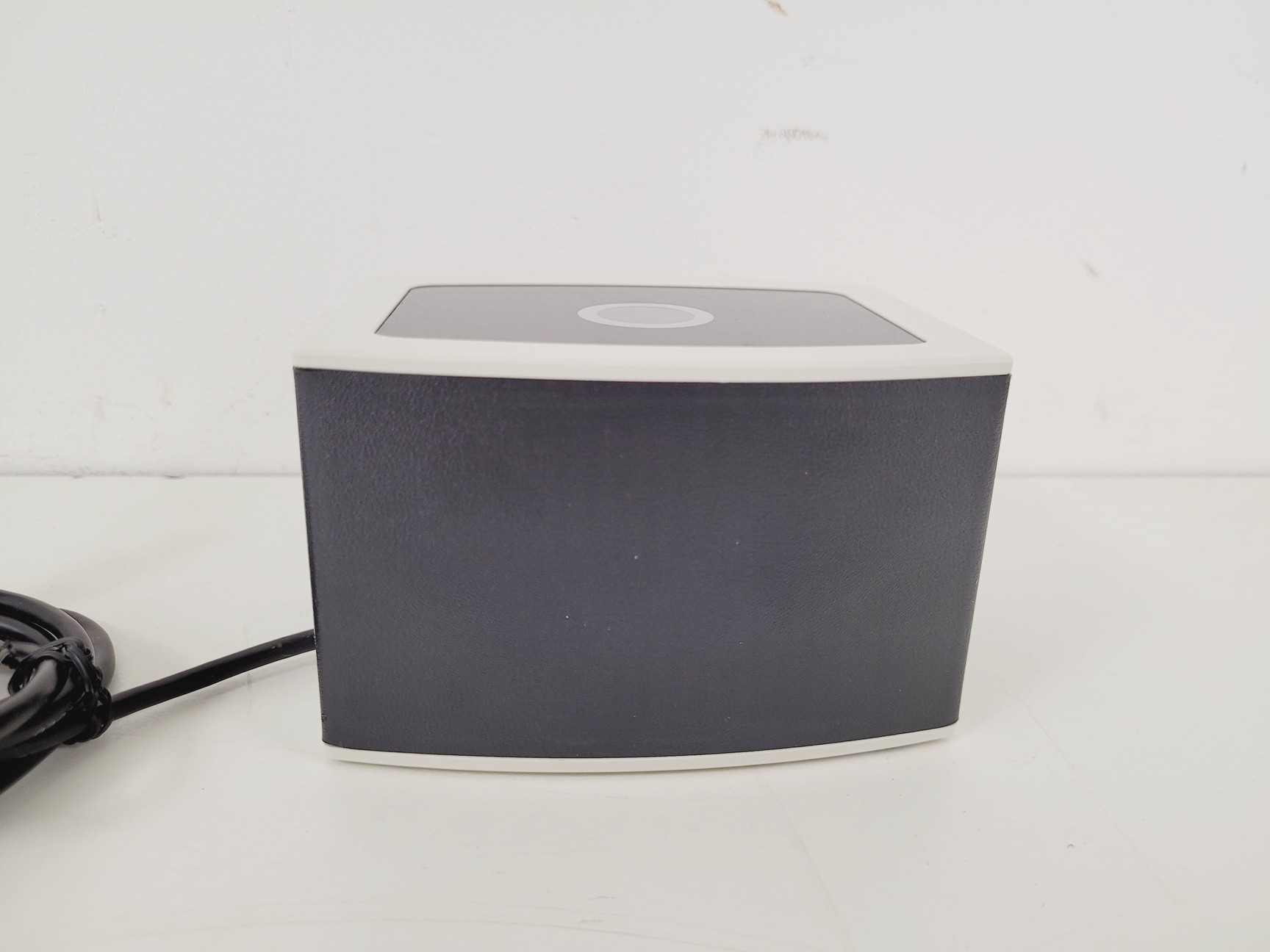 Image of Thermo Scientific VisionMate ST Single Tube Barcode Reader Lab