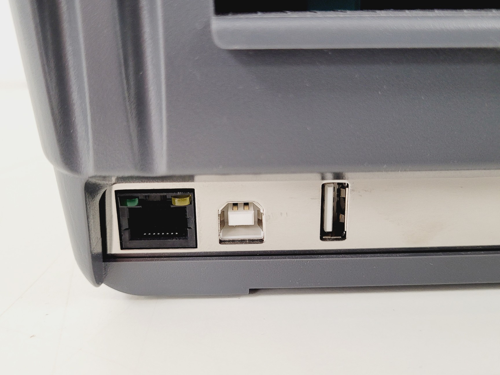 Image of Brady BBP12 Thermal Transfer Printer with Labels & Ribbons Lab