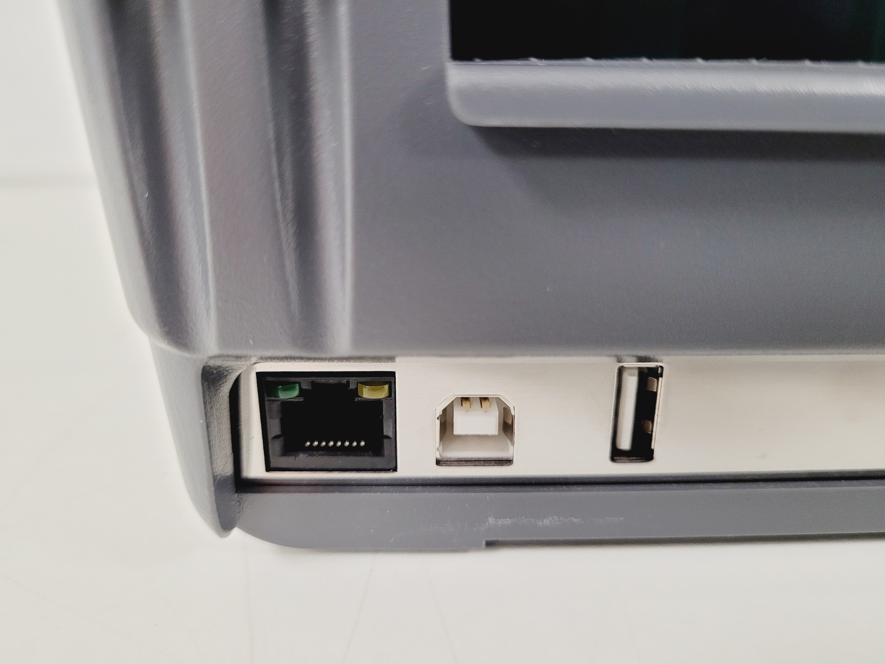 Image of Brady Model BBP12 Thermal Transfer Printer w/ Labels and Ribbons 