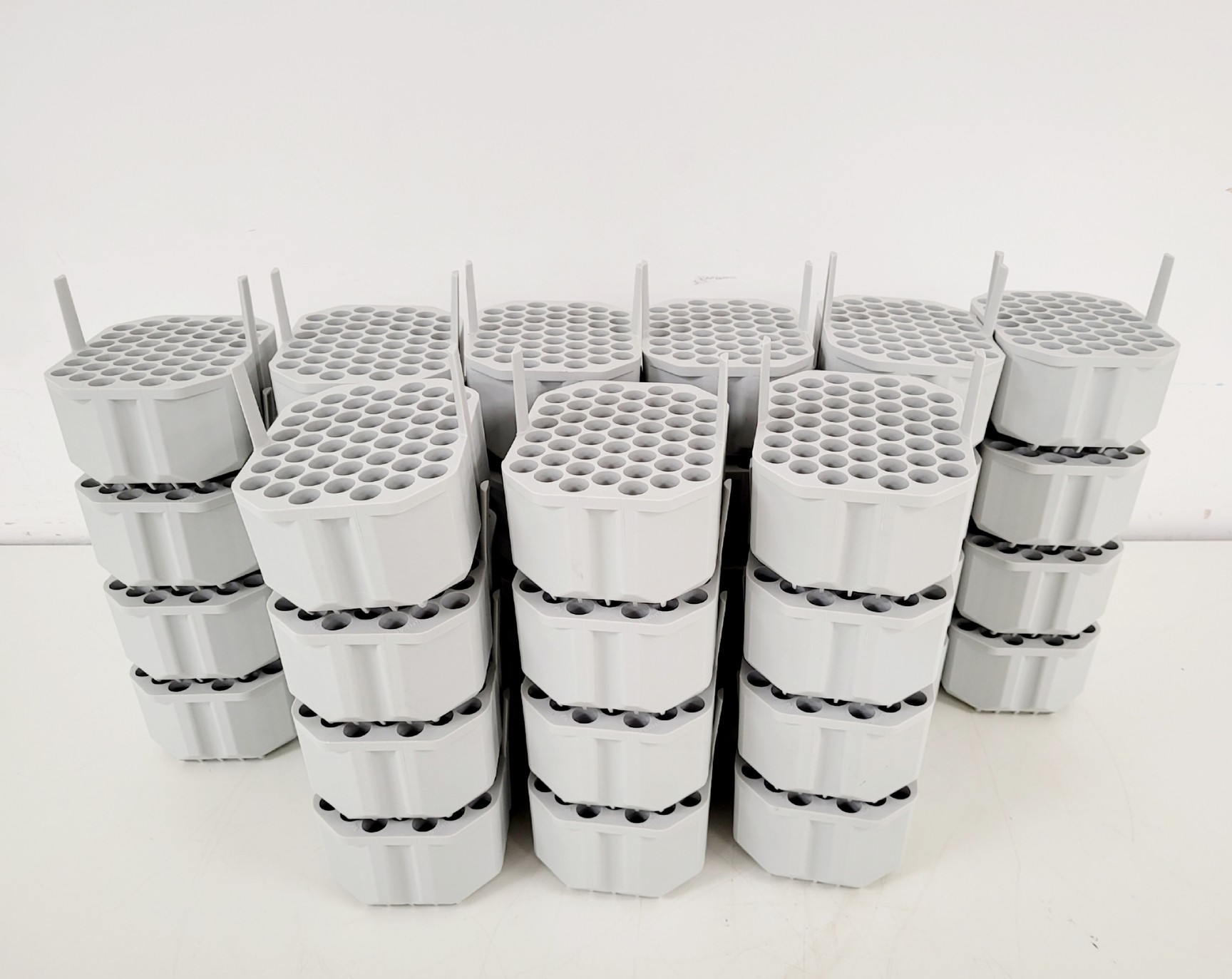Image of 162 x Thermo Scientific Rotor Bucket Adaptors & Accessories – TX-1000 & BIOliner