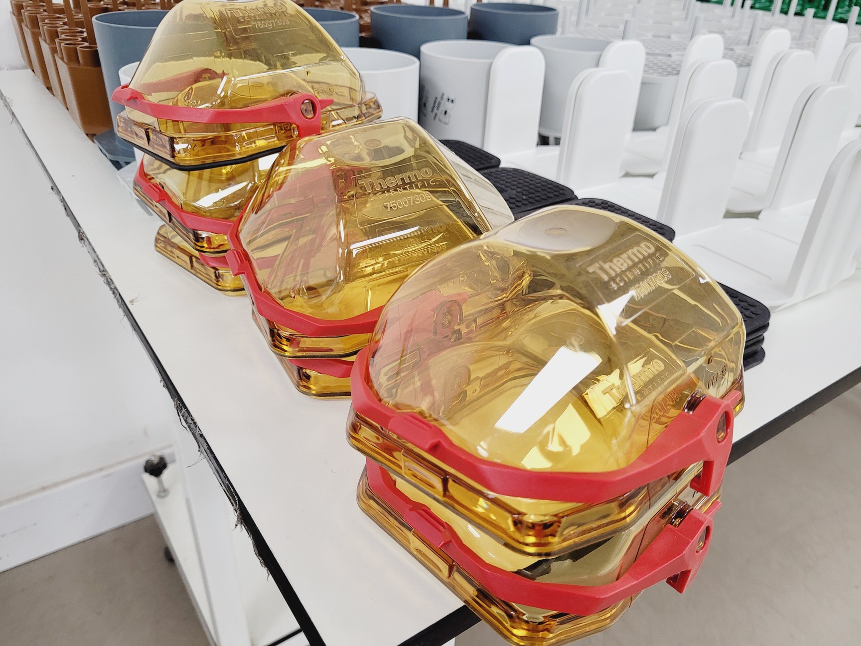 Image of 162 x Thermo Scientific Rotor Bucket Adaptors & Accessories – TX-1000 & BIOliner