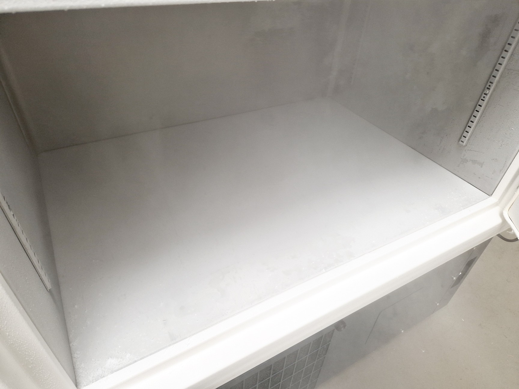 Image of New Brunswick Scientific ULT Freezer Model - U725 -86 Lab