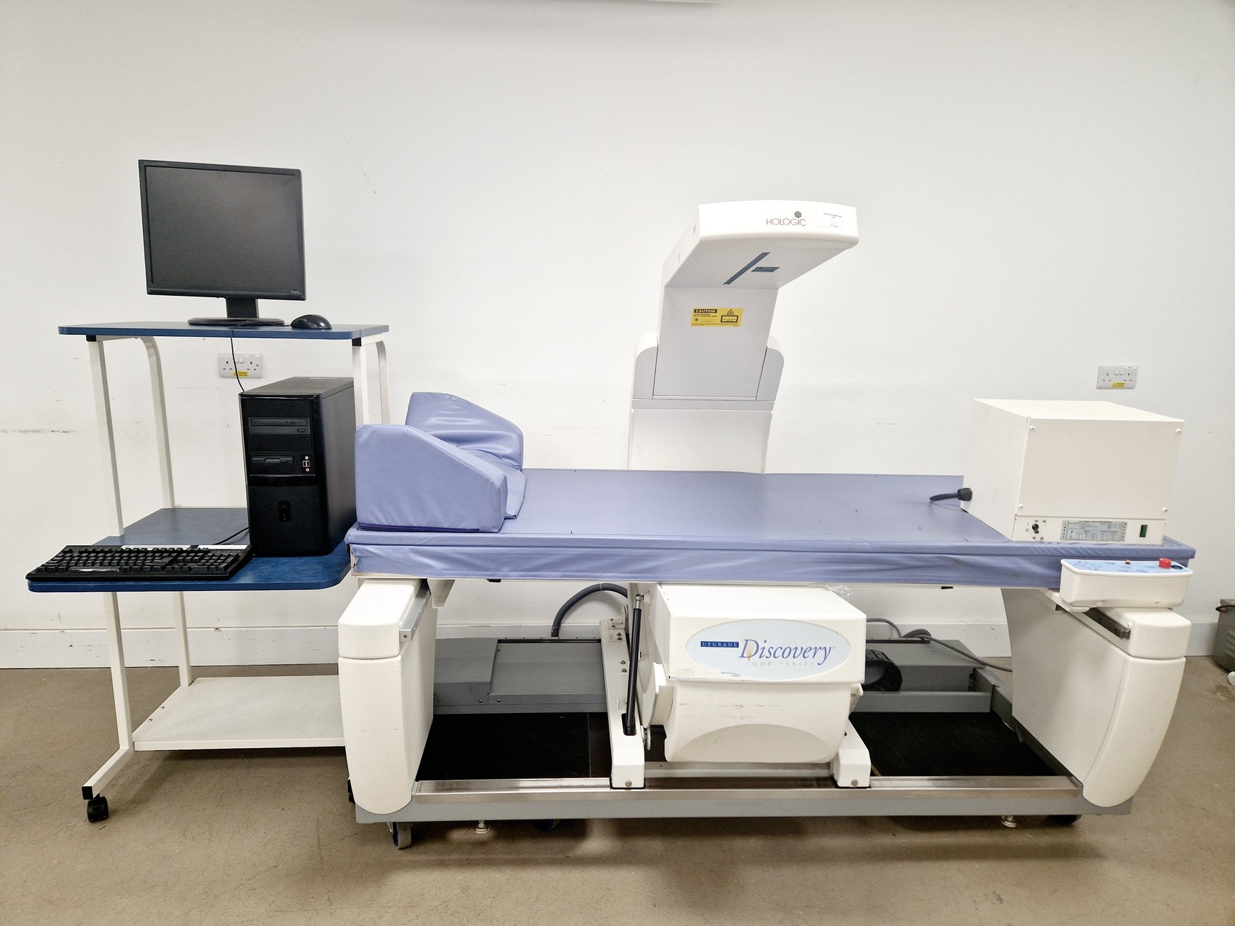 Image of Hologic Delphi QDR 4500 DEXA Scanner (X-Ray Bone Densitometer) Lab