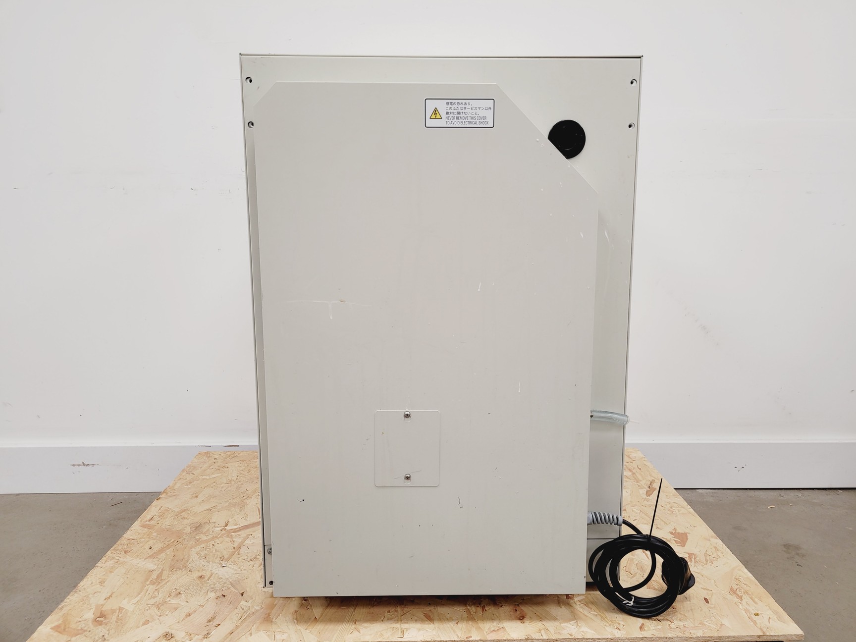 Image of Sanyo MCO-18AIC CO2 Incubator Lab