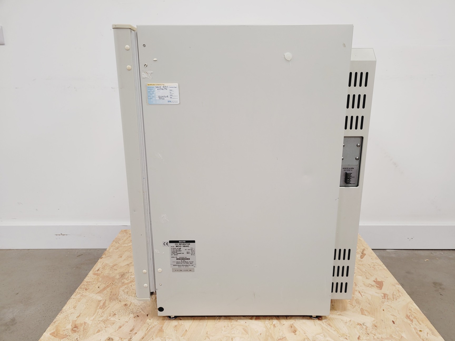 Image of Sanyo MCO-18AIC CO2 Incubator Lab