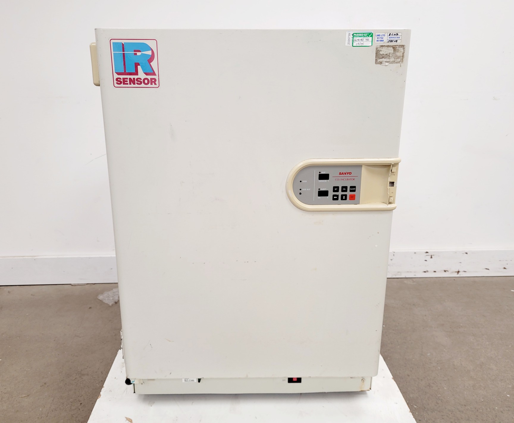 Image of Sanyo MCO-17AI CO2 Incubator Lab