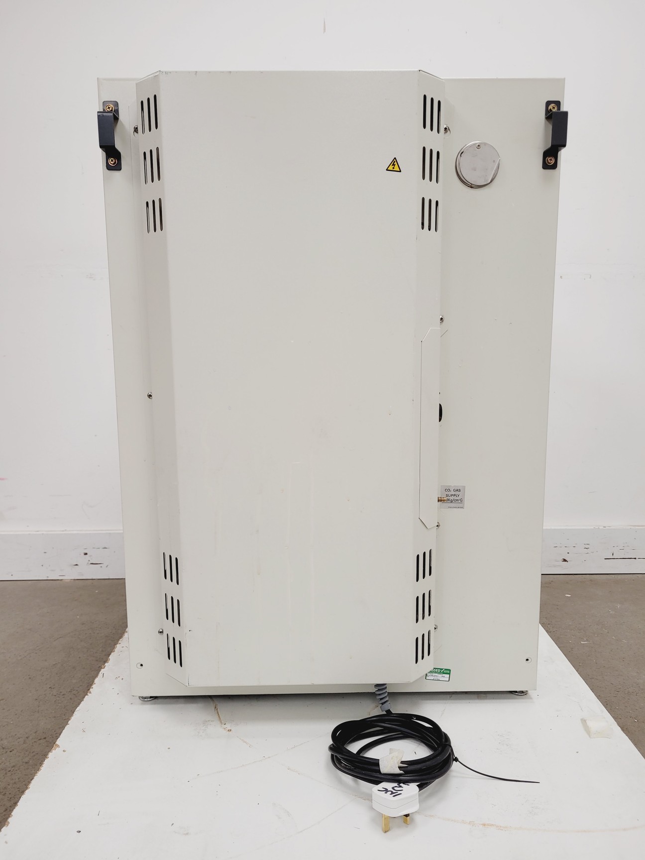 Image of Sanyo MCO-17AI CO2 Incubator Lab