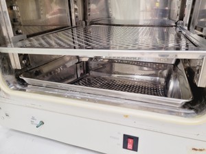 Thumbnail image of Sanyo MCO-17AI CO2 Incubator Lab