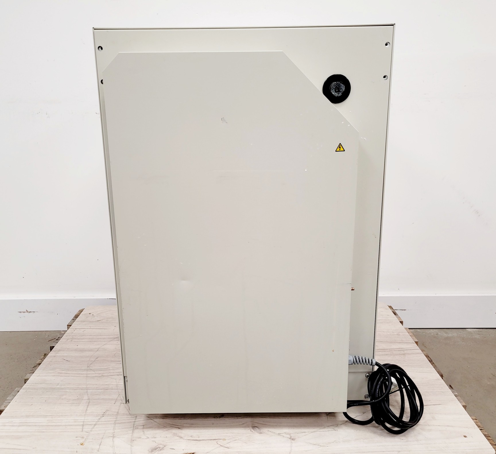 Image of Sanyo MCO-18AIC(UV) CO2 Incubator Lab