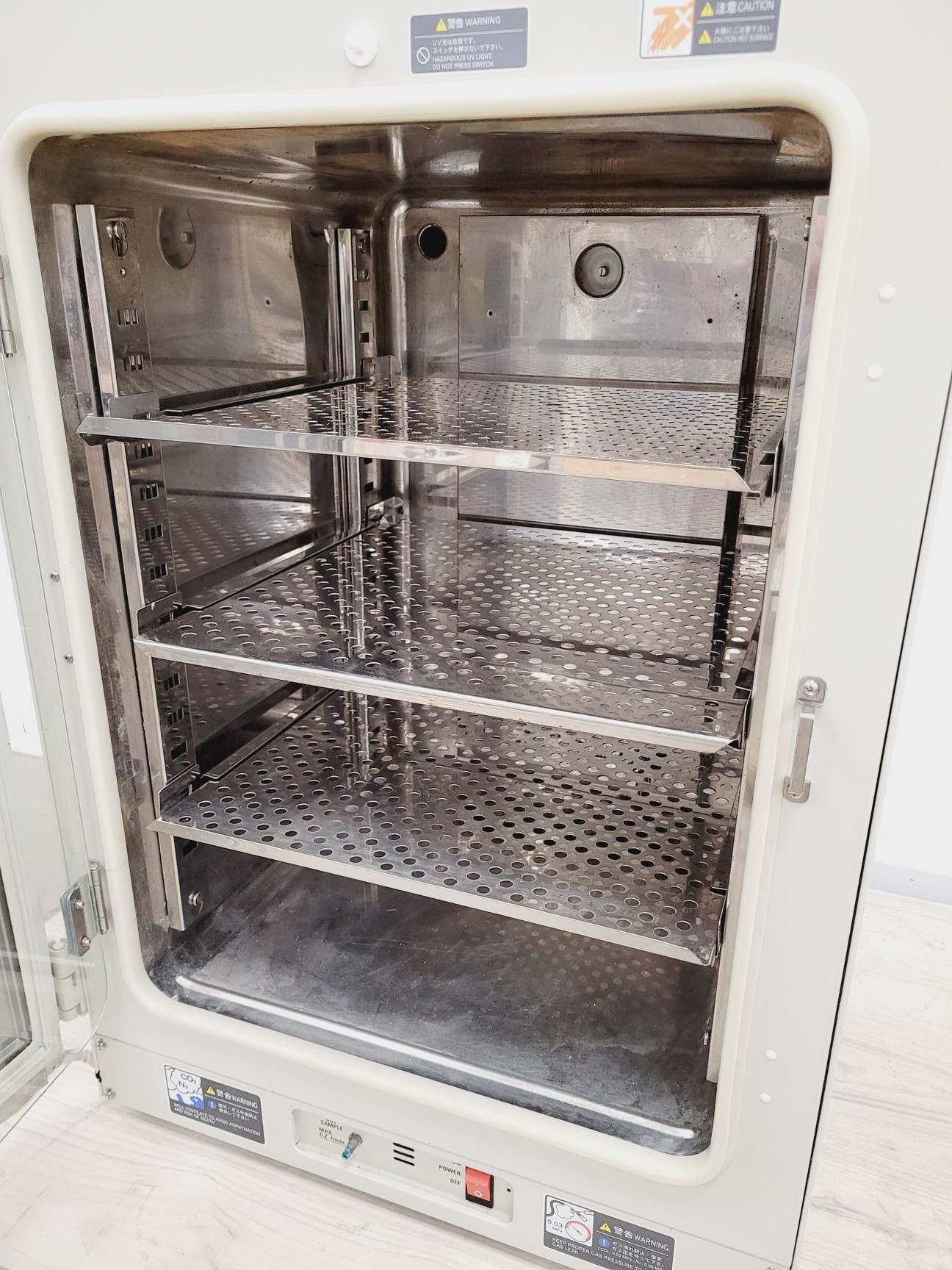 Image of Sanyo MCO-18AIC(UV) CO2 Incubator Lab
