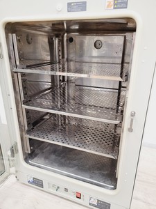 Thumbnail image of Sanyo MCO-18AIC(UV) CO2 Incubator Lab