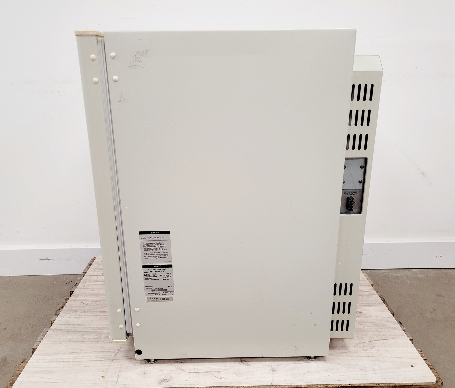 Image of Sanyo MCO-18AIC(UV) Incubator 