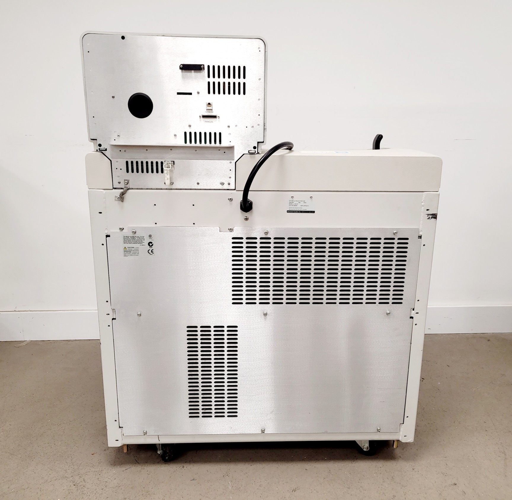 Image of Beckman Coulter Optima L-100 XP Ultracentrifuge