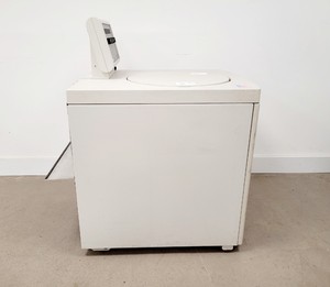 Thumbnail image of Beckman Avanti J-25 Floor Standing Centrifuge Lab