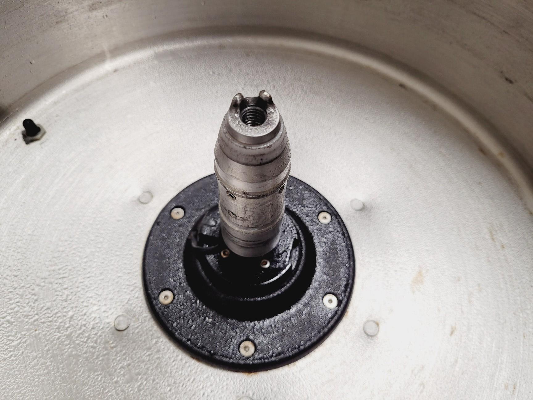 Image of Beckman Avanti J-25 Floor Standing Centrifuge Lab