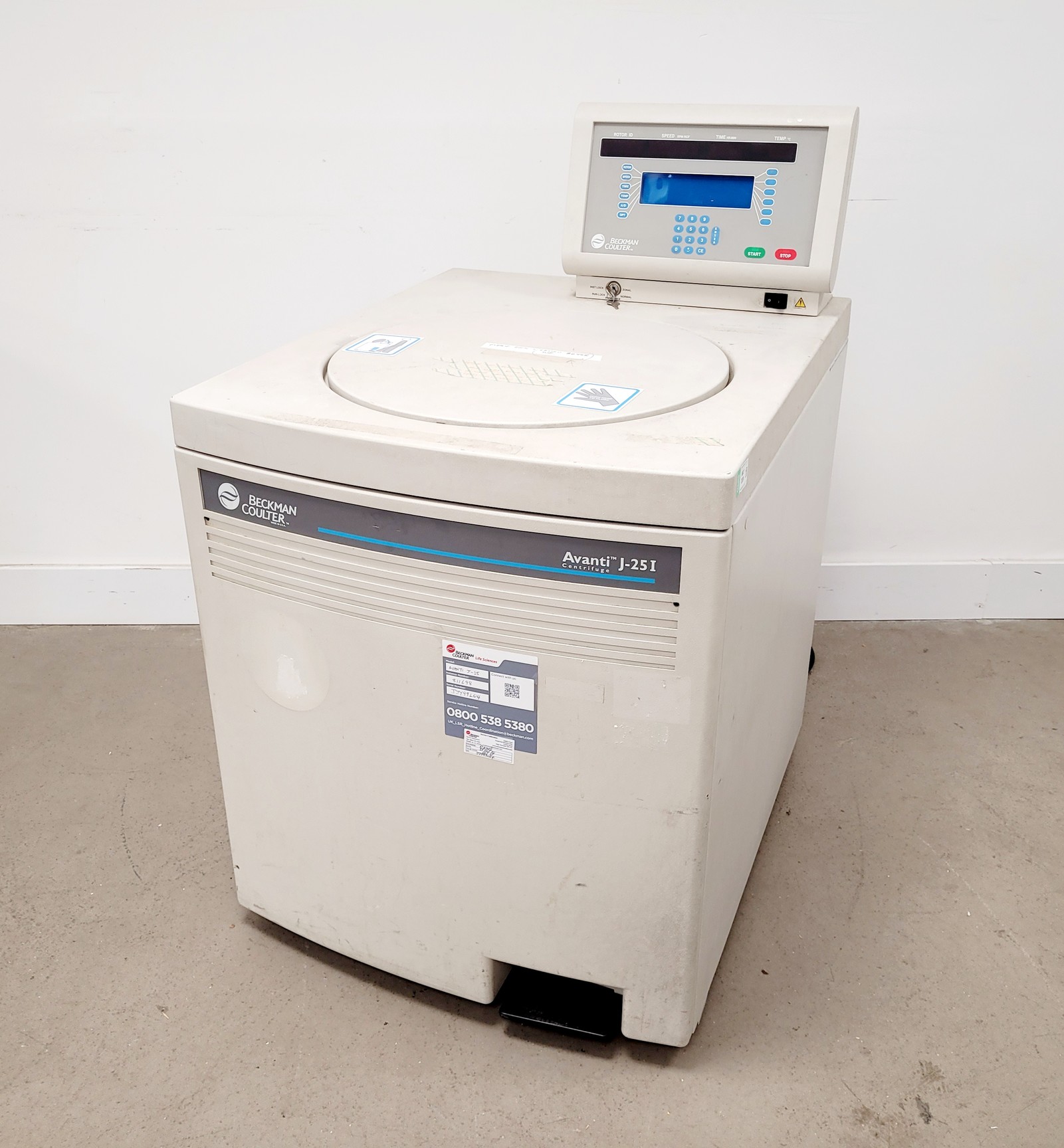 Image of Beckman Coulter Avanti J-25i Centrifuge Lab