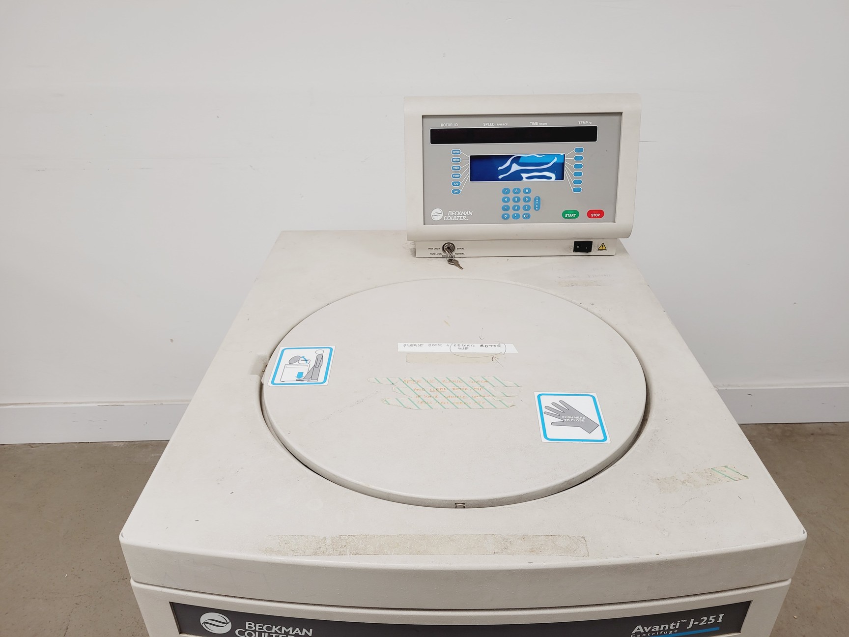 Image of Beckman Coulter Avanti J-25i Centrifuge Lab