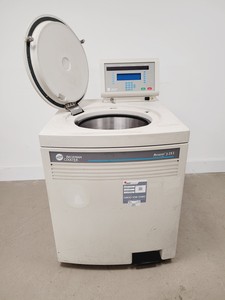 Thumbnail image of Beckman Coulter Avanti J-25i Centrifuge Lab