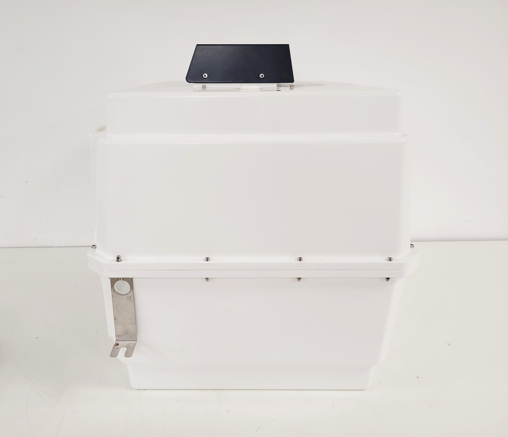 Image of Vetario S50 Intensive Care Unit Chamber & PC02 Controller Lab