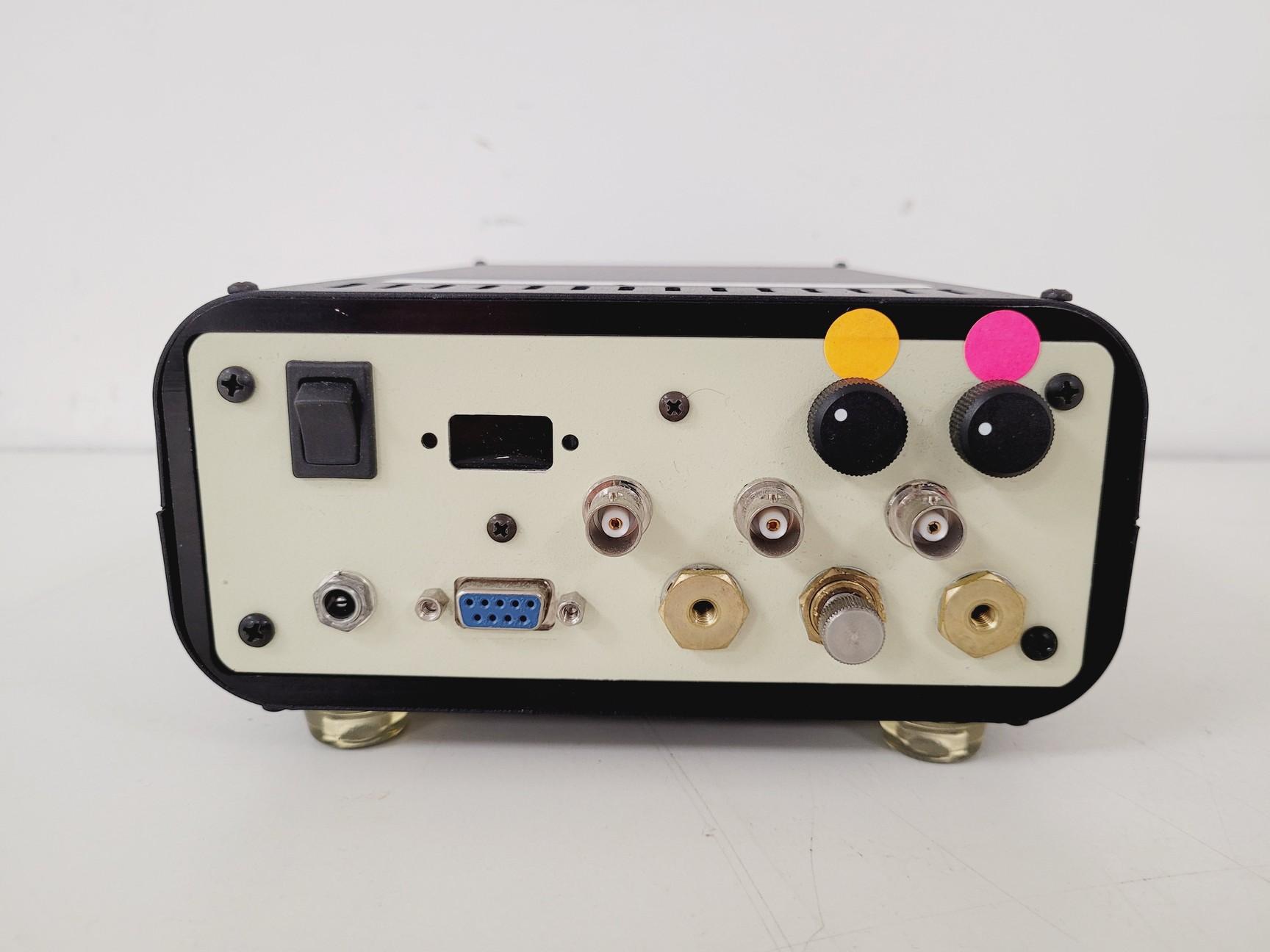 Image of Vetario S50 Intensive Care Unit Chamber & PC02 Controller Lab