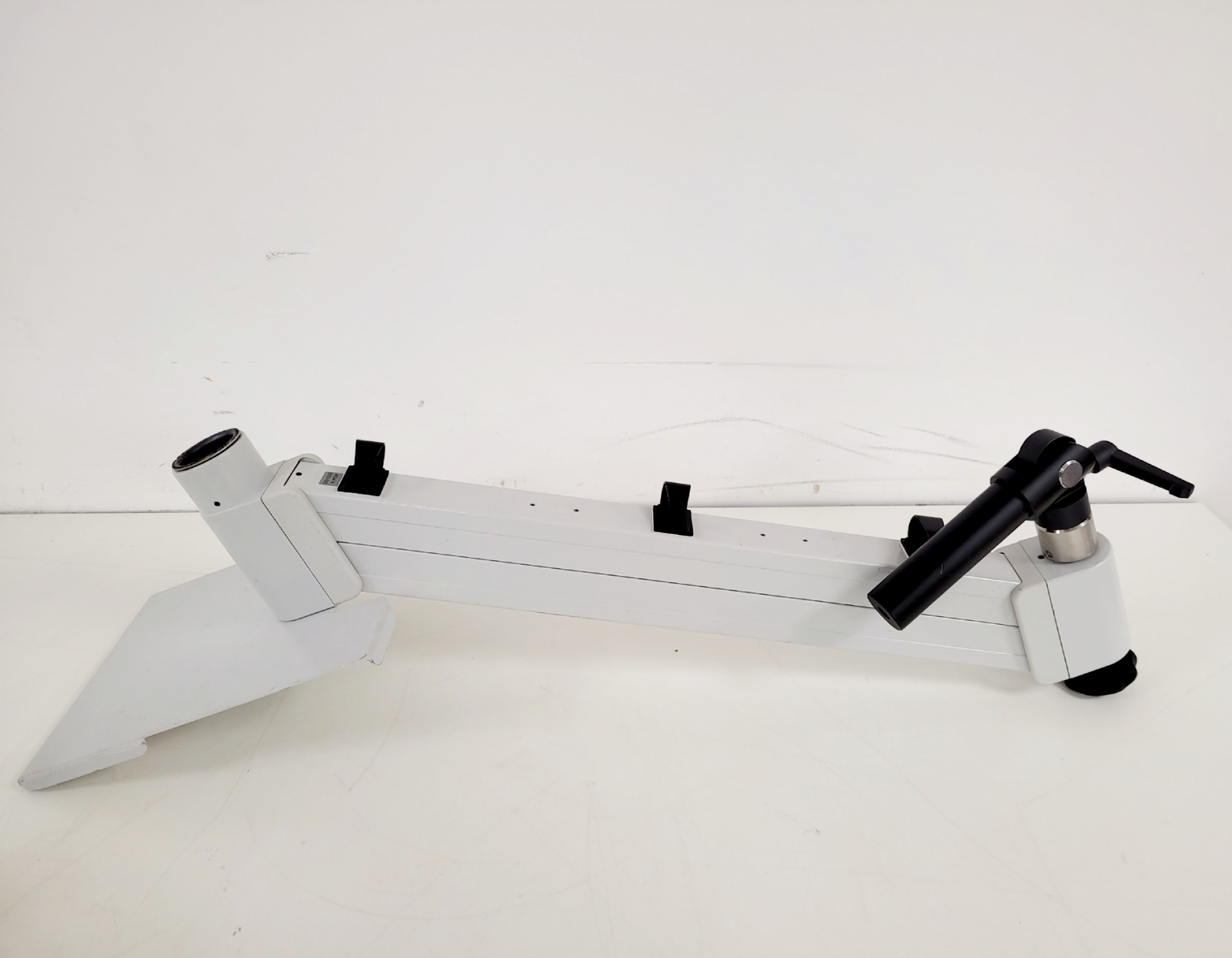 Image of Zeiss Stemi 305 Stereo Microscope Trino Body Lab