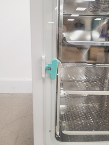 Thumbnail image of Heraeus Heracell 150 CO2 Incubator Lab