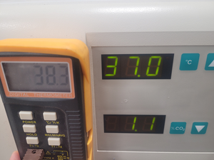 Thumbnail image of Heraeus Heracell 150 CO2 Incubator