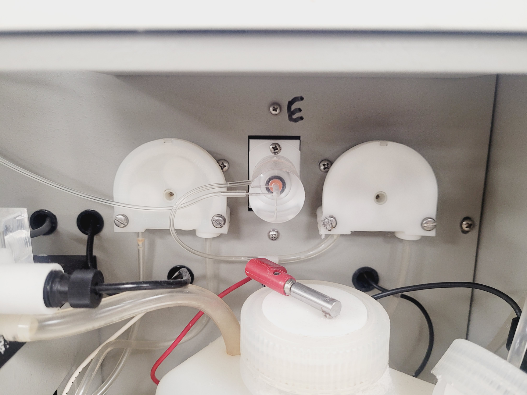 Image of YSI 2300 230V STAT Plus Glucose Lactate Analyser Spares/Repair Lab