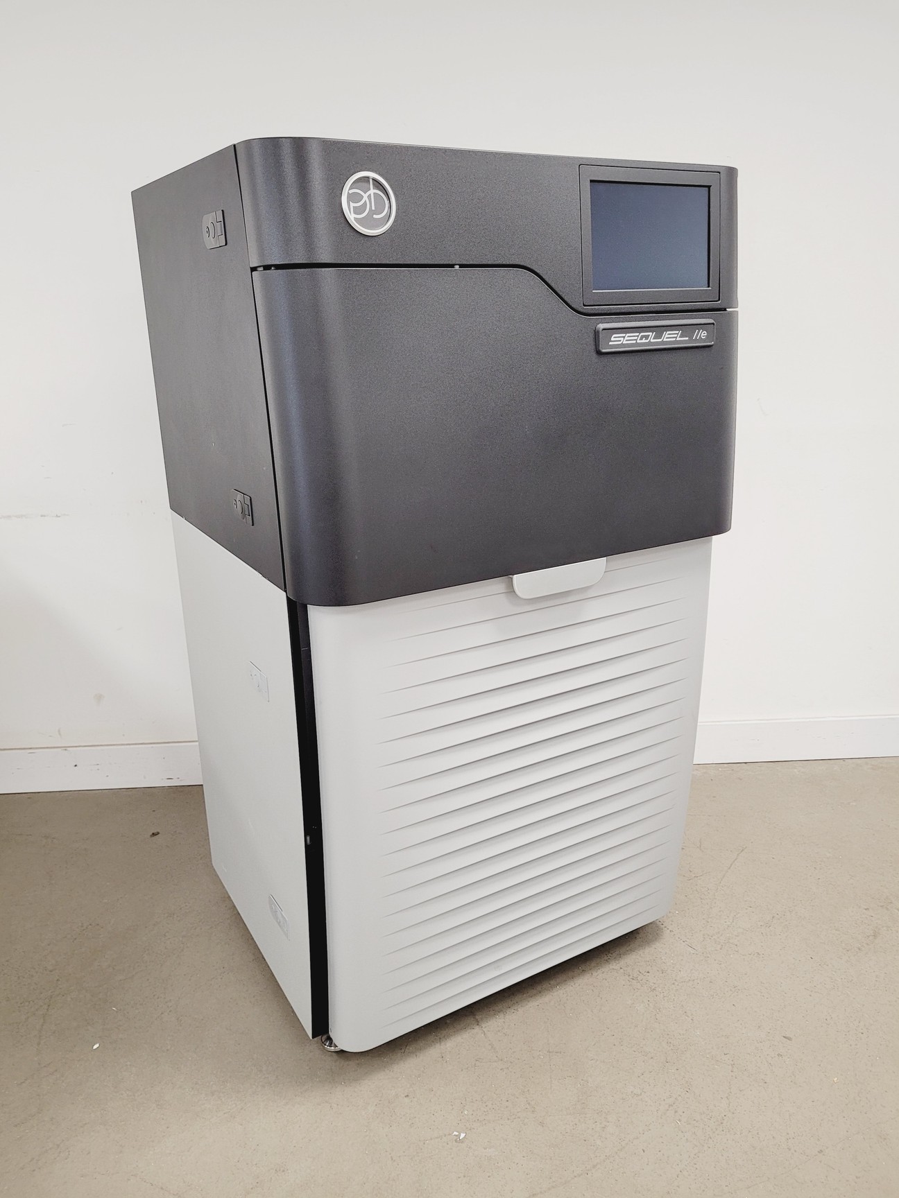 Image of PacBio Sequel IIe Next Generation Sequencing (NGS) System Lab