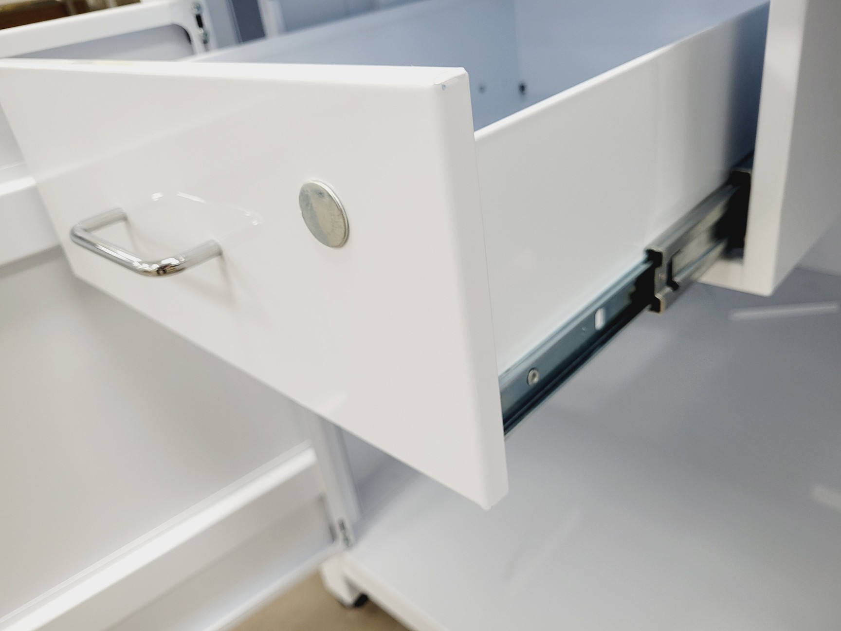 Image of Workplace Modular Systems Double Door Laboratory Benchtop Cabinet 100 x 100 x 84