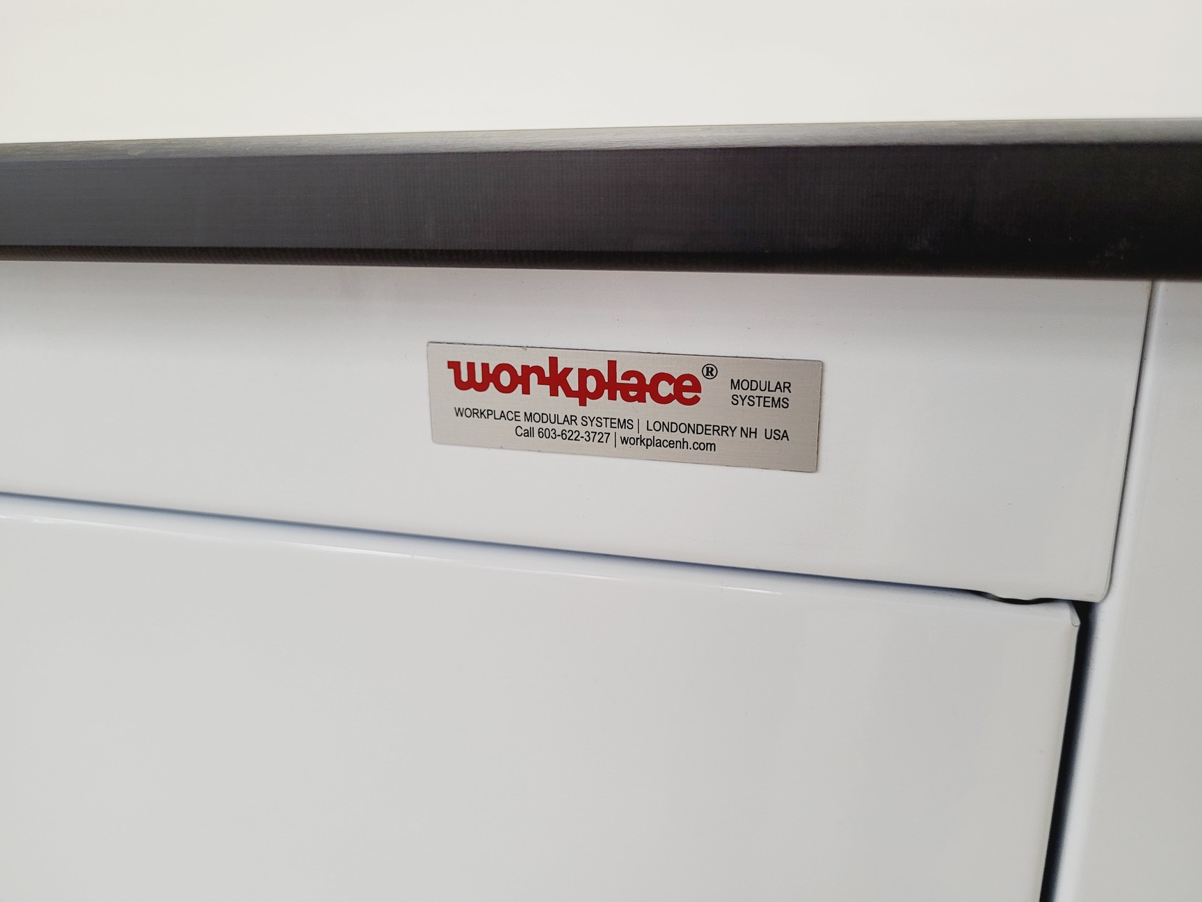 Image of Workplace Modular Systems Double Door Laboratory Benchtop Cabinet 100x100x84 cm