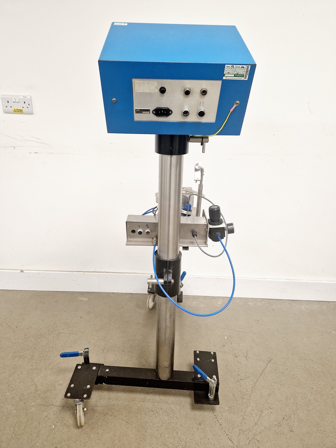 Image of C1 Electronics Sade-P2 Automatic Tablet CheckWeigher 