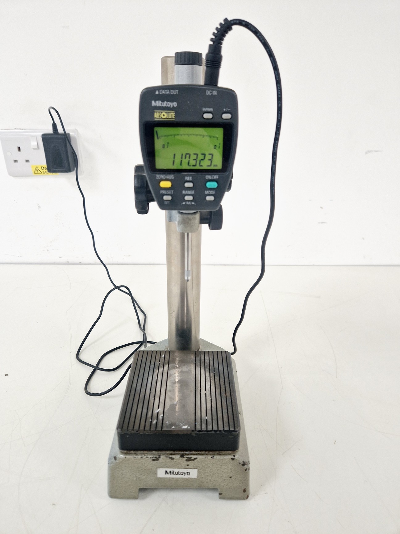 Image of Mitutoyo Model Absolute CMM Coordinated Measuring Machine 