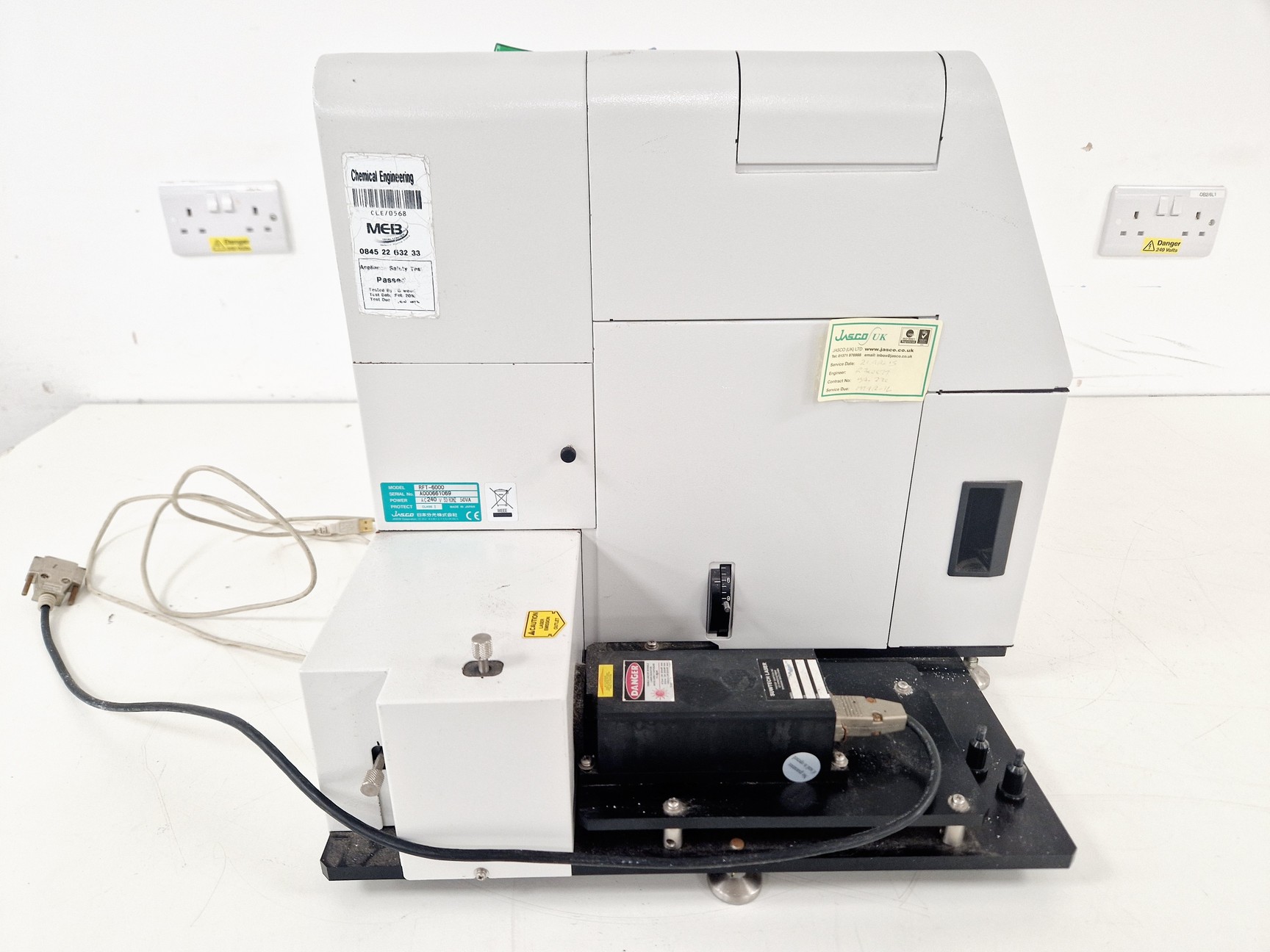 Image of Jasco FT/IR-6300 with a Raman attachment (RFT-6000) Spares/Repair Lab