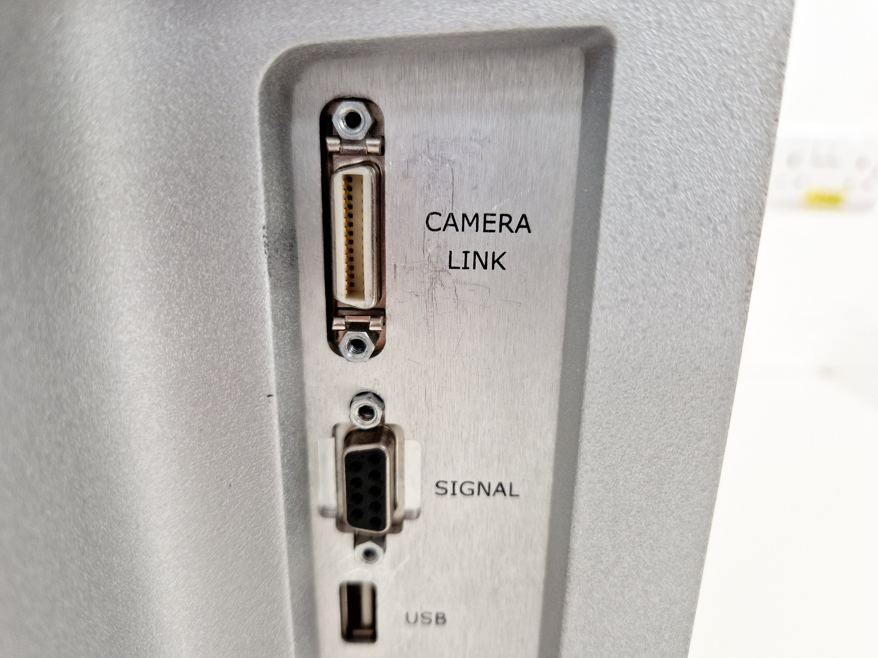 Image of Illumina iScan SY-101-1001 Array Scanner with Newport Isolation System 