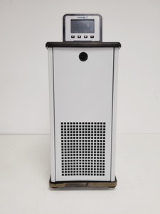 Thumbnail image of VWR AP 7L R-20 Refrigerated Circulator Chiller Lab