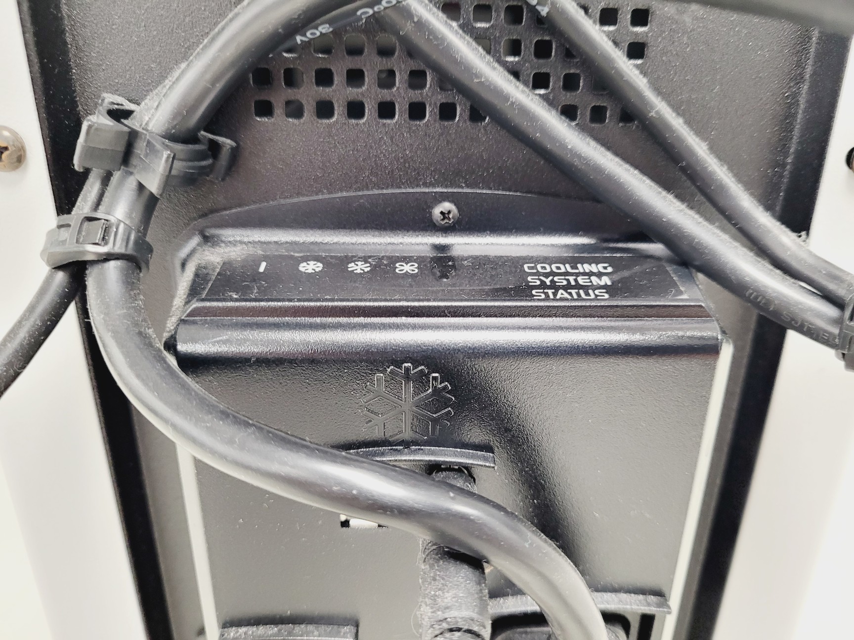 Image of VWR AP 7L R-20 Refrigerated Circulator Chiller Lab