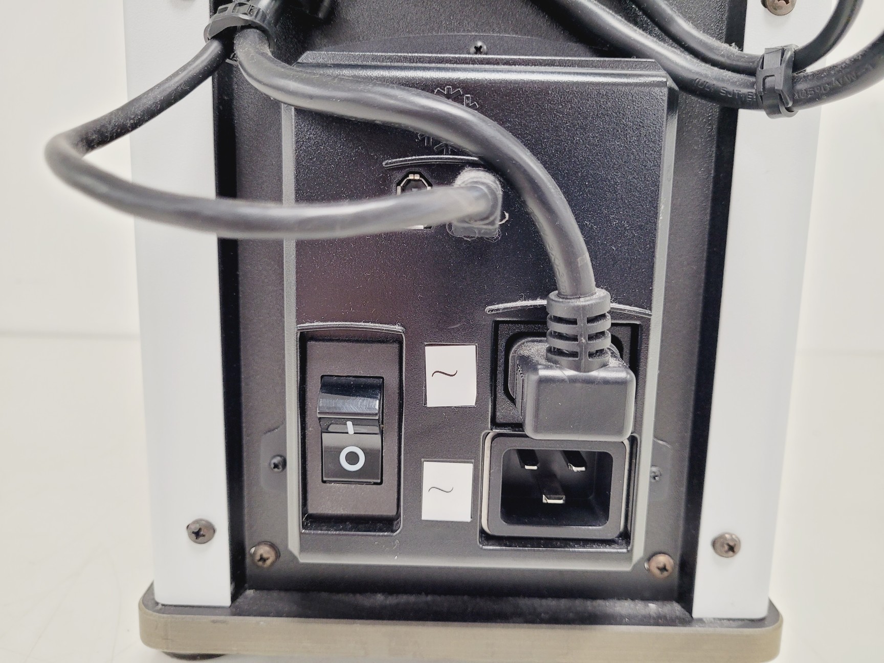 Image of VWR AP 7L R-20 Refrigerated Circulator Chiller Lab