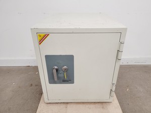 Thumbnail image of Phoenix Safe 2000 Datacare w/ Key - 215kg 