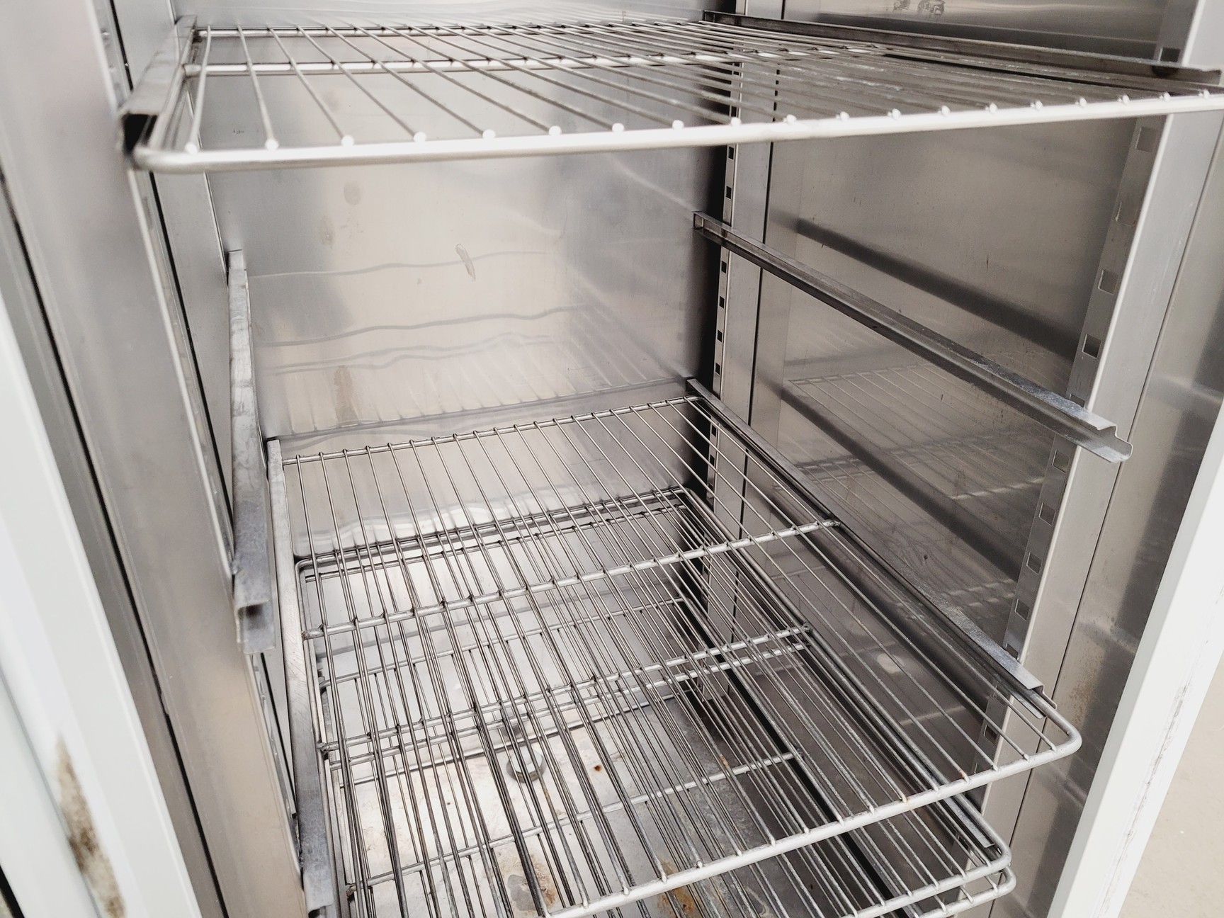 Image of Liebherr GKPv 6522  Glass Fronted Fridge - Spares/Repair Lab