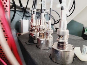 Thumbnail image of BD FACSCalibur Flow Cytometer & Transformer Lab