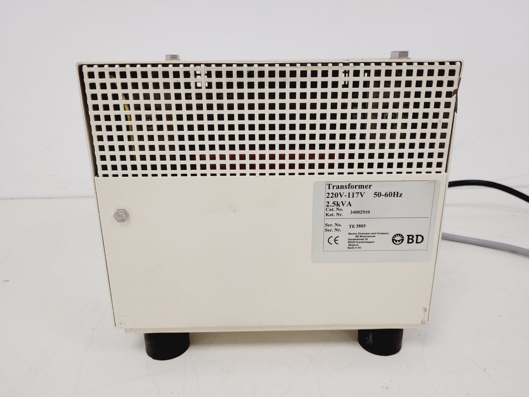 Image of BD FACSCalibur Flow Cytometer & Transformer Lab