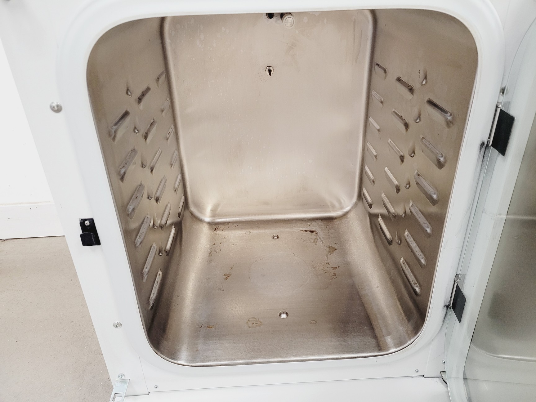 Image of Binder CB 150 CO2 Incubator - Faulty Screen - Spares/Repair Lab