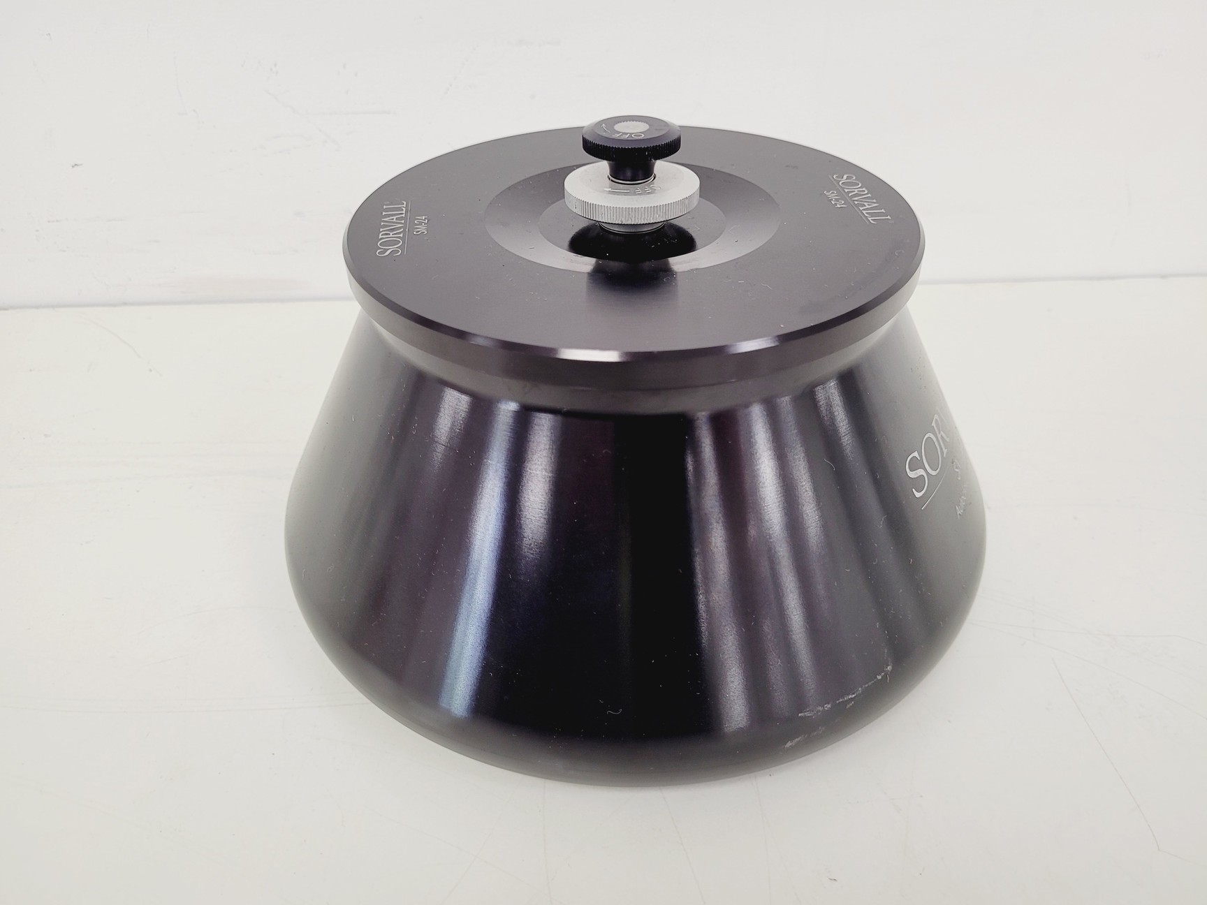 Image of Sorvall SM-24 Fixed Angle Rotor 20,500rpm 24 x 16mL Lab