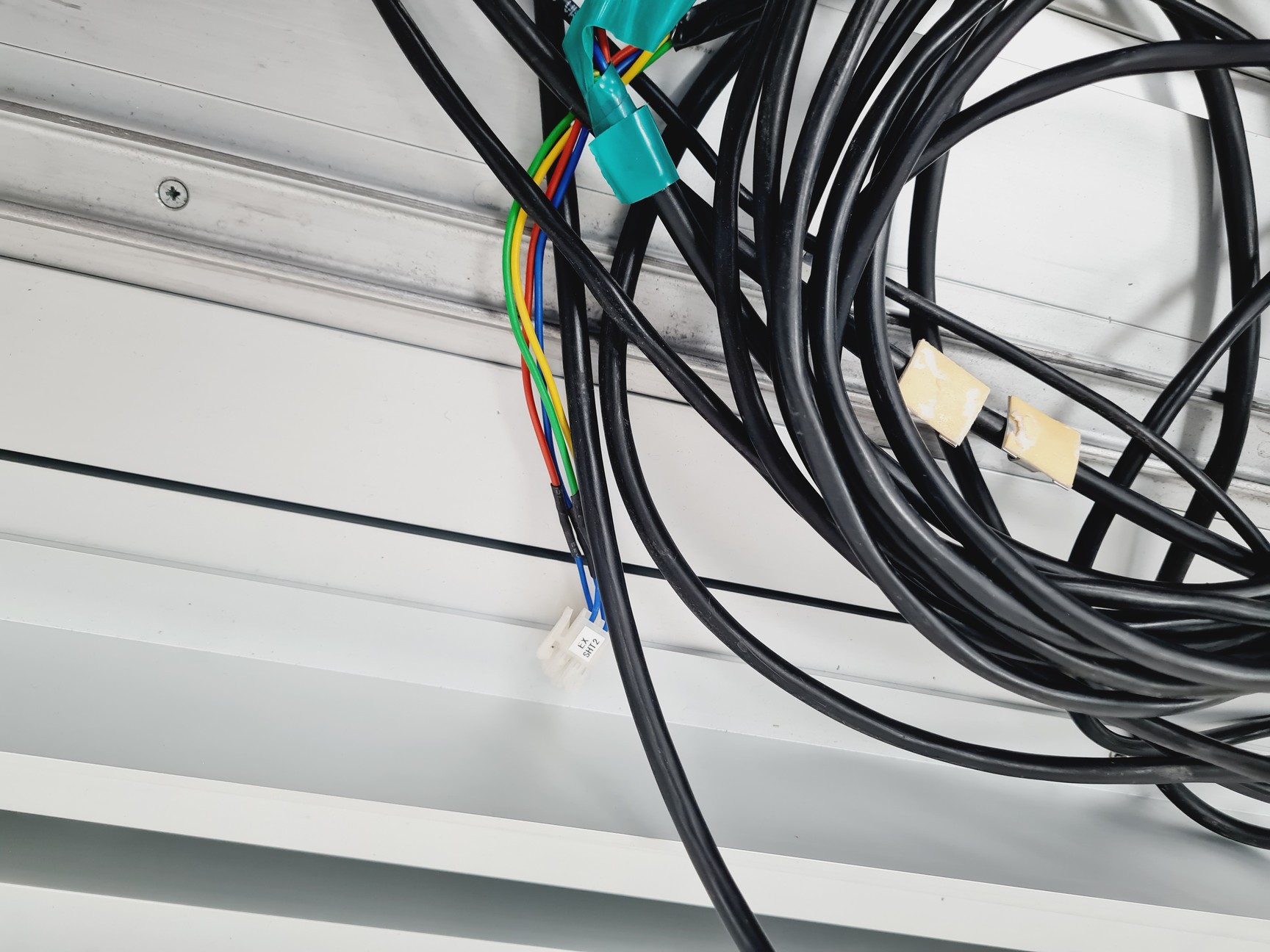 Image of Rigaku FR-E+ SuperBright Ultrahigh-intensity Microfocus Rotating Anode X-Ray S/R