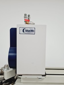 Thumbnail image of Rigaku FR-E+ SuperBright Ultrahigh-intensity Microfocus Rotating Anode X-Ray S/R