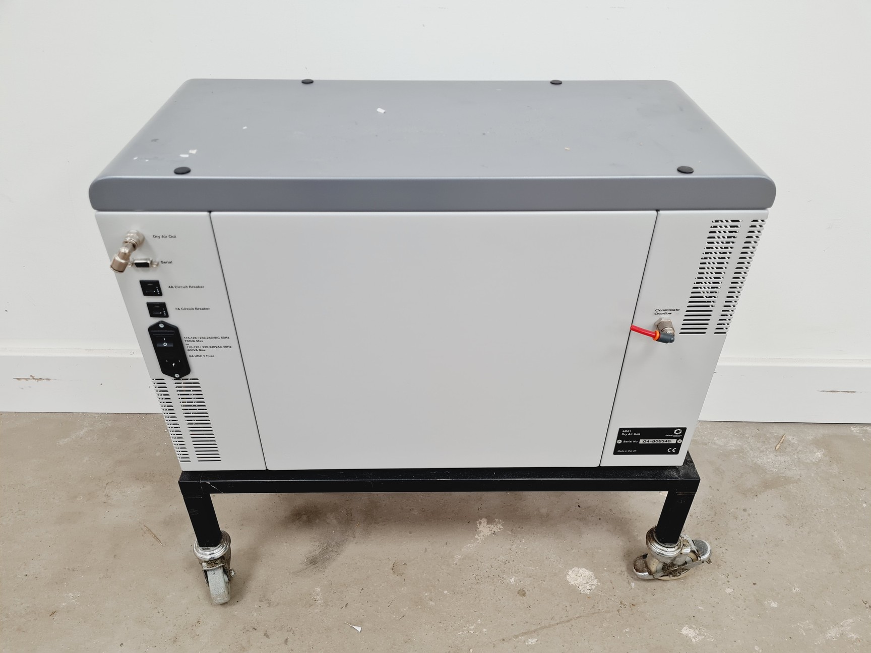 Image of Rigaku FR-E+ SuperBright Ultrahigh-intensity Microfocus Rotating Anode X-Ray S/R