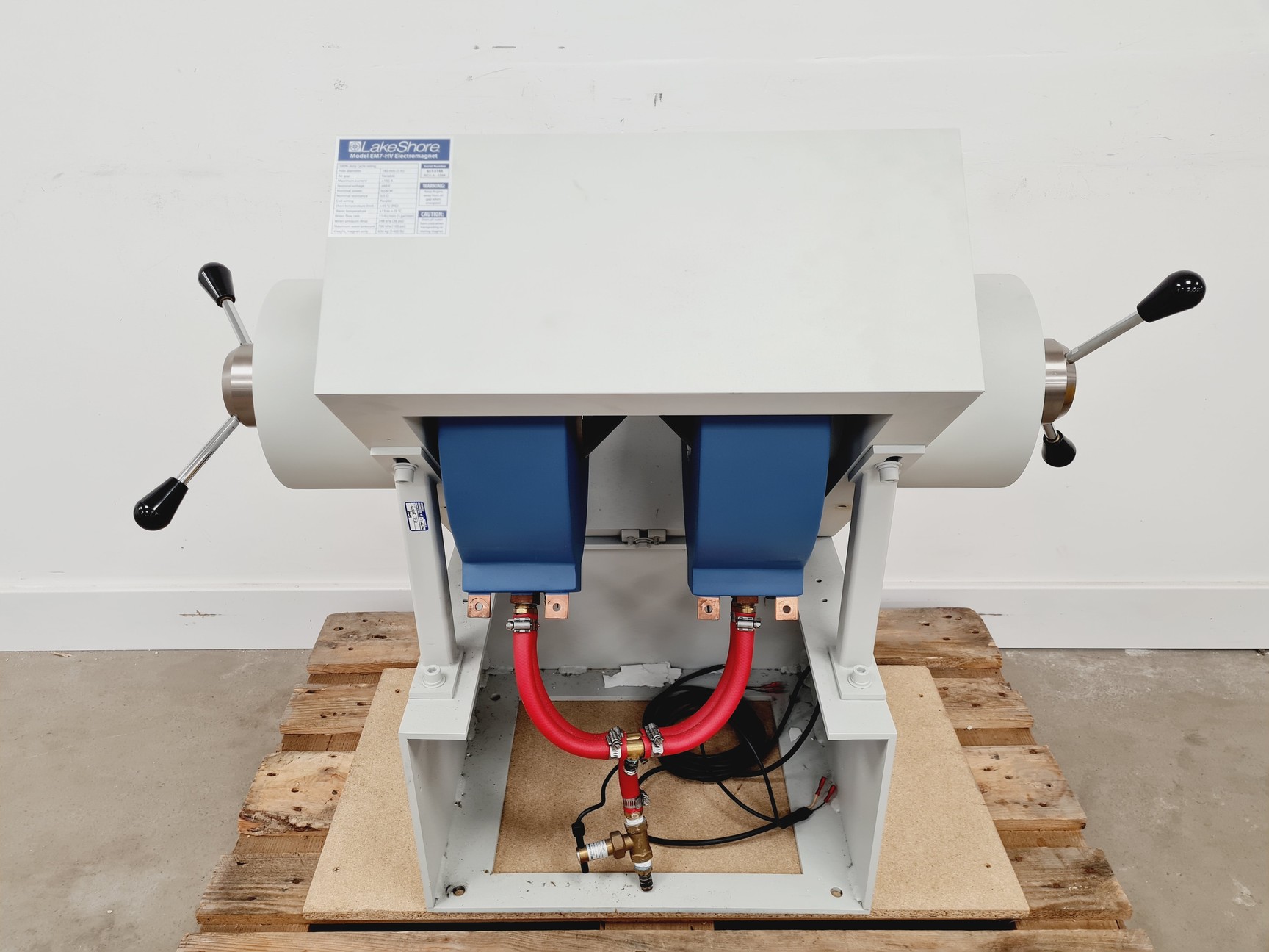 Image of LakeShore Cryotonics Model EM7-HV Electromagnet W Control Unit